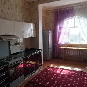 2-комн. квартира, 10 этаж, 78м², 92мкр