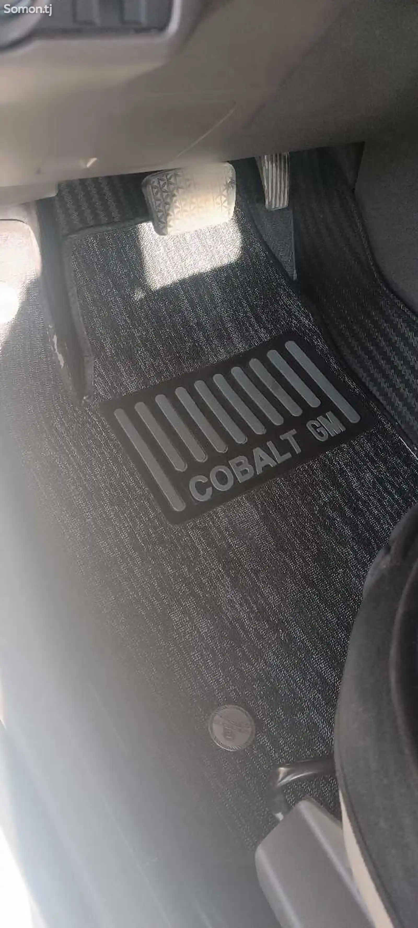 Chevrolet Cobalt, 2023-6