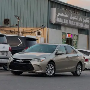 Toyota Camry, 2015