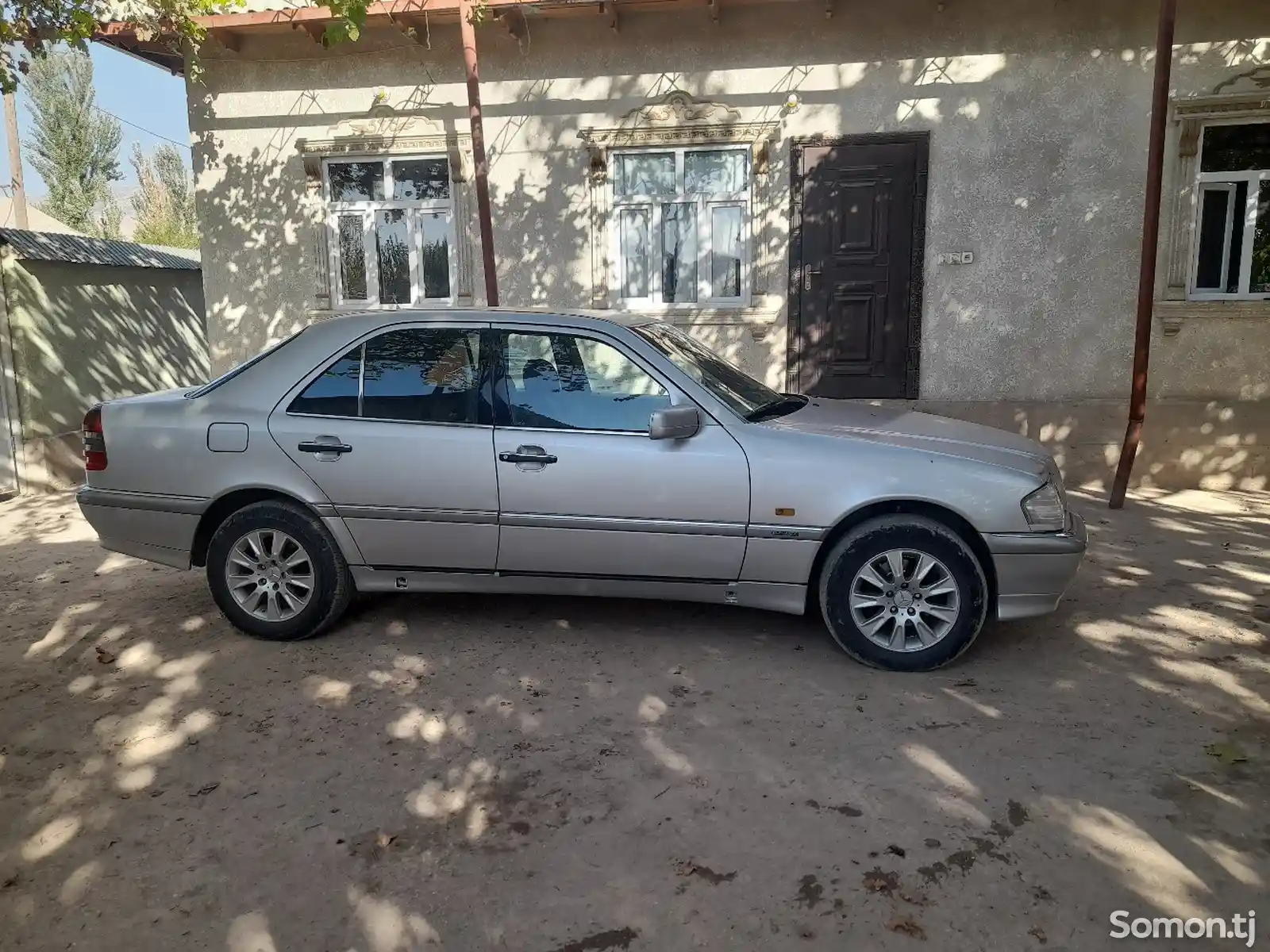 Mercedes-Benz W124, 1994-4