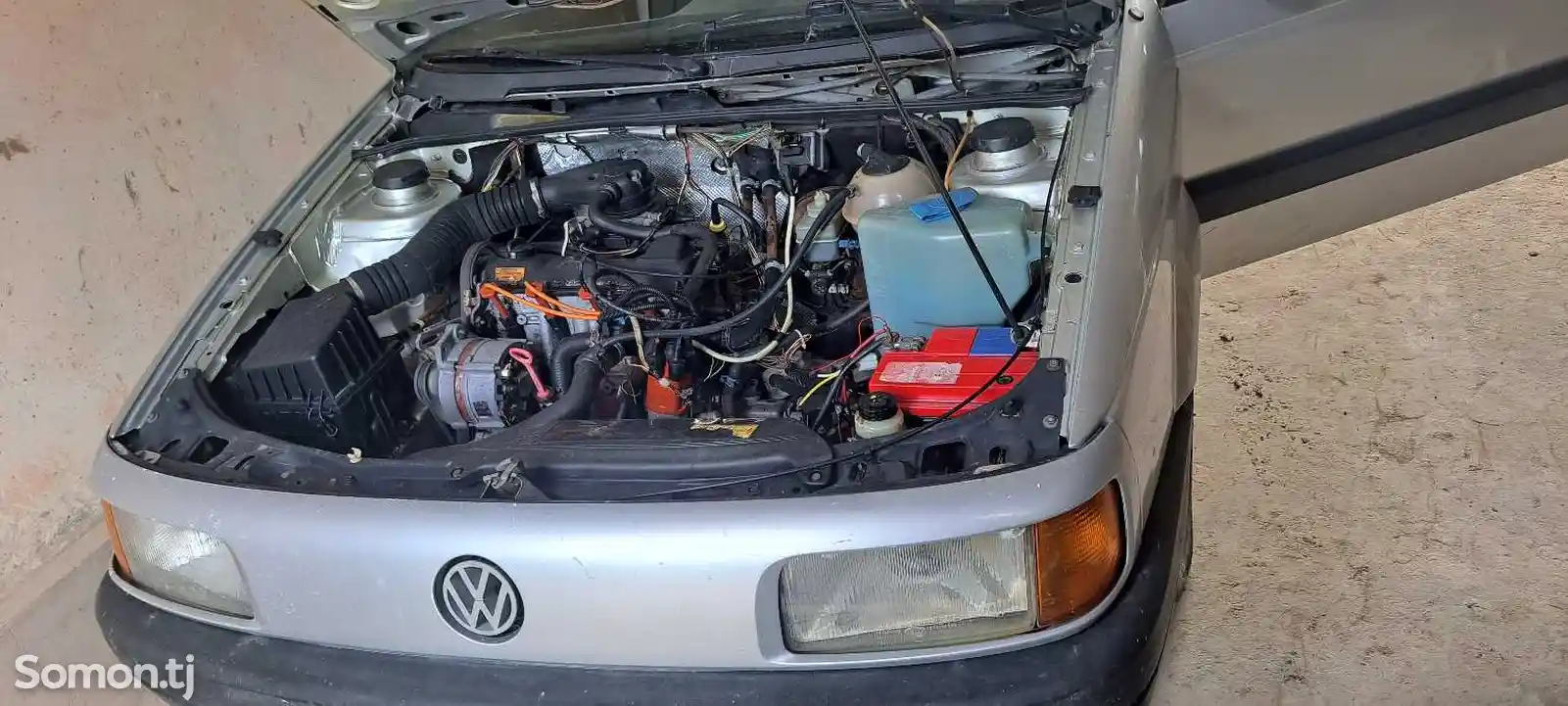 Volkswagen Passat, 1990-2