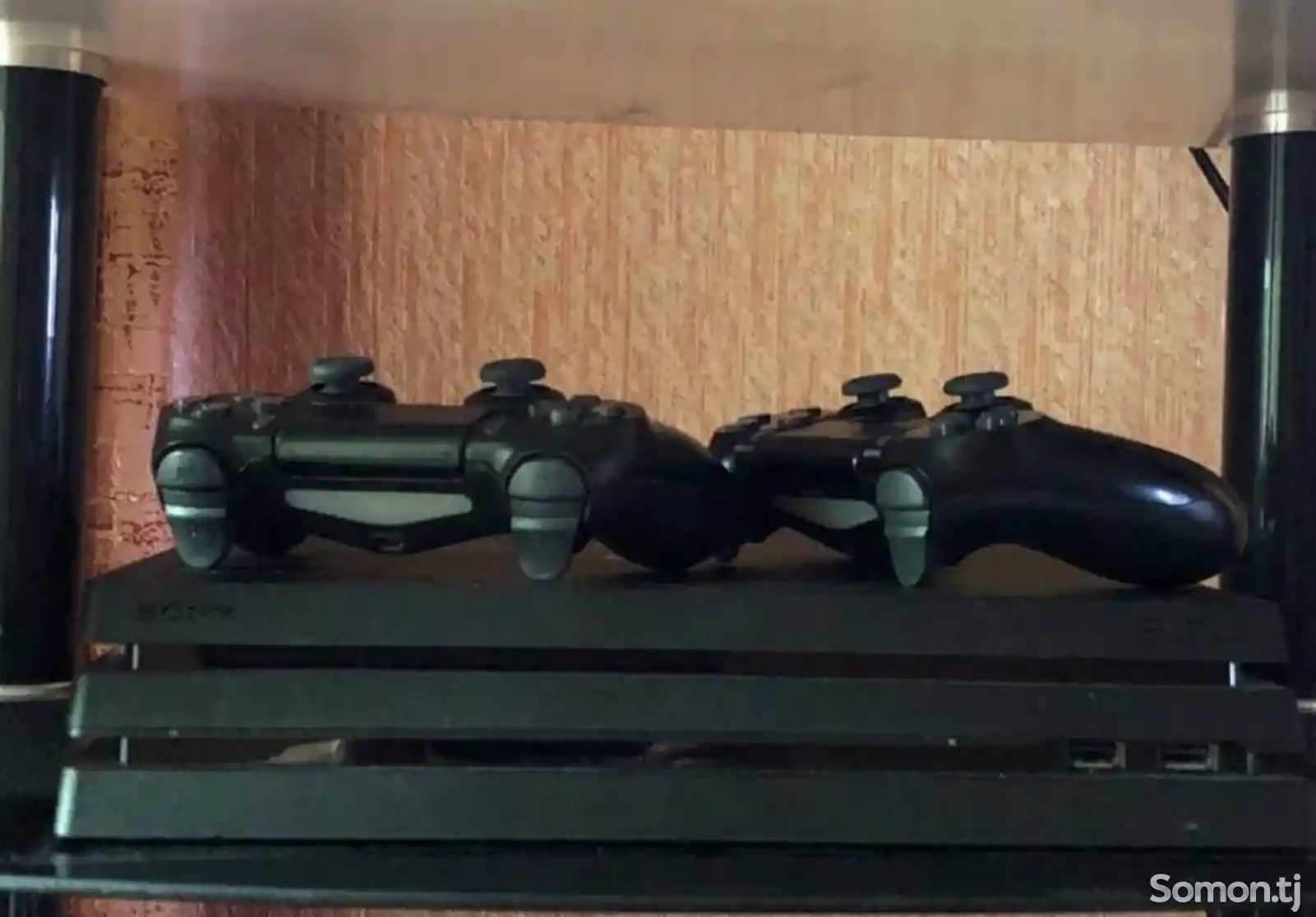 Игровая приставка Sony PlayStation 4pro-4