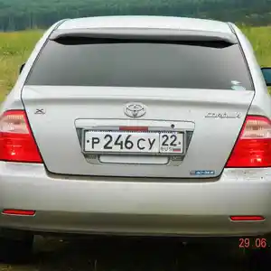 Задний стекло на Toyota Corolla 1