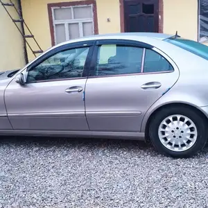 Mercedes-Benz E class, 2004