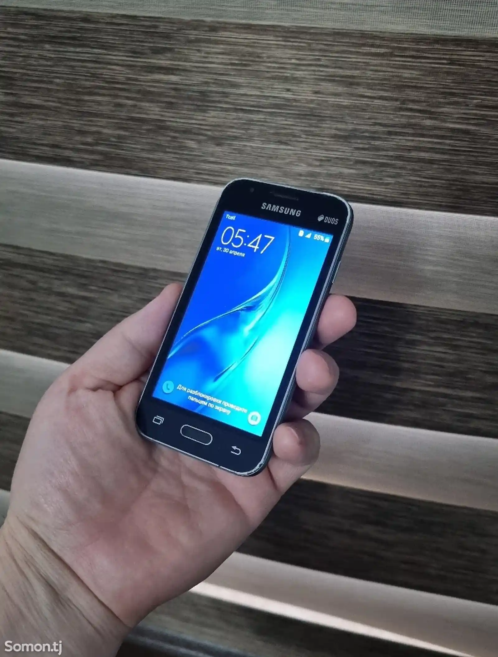 Samsung Galaxy J1mini Duos-1