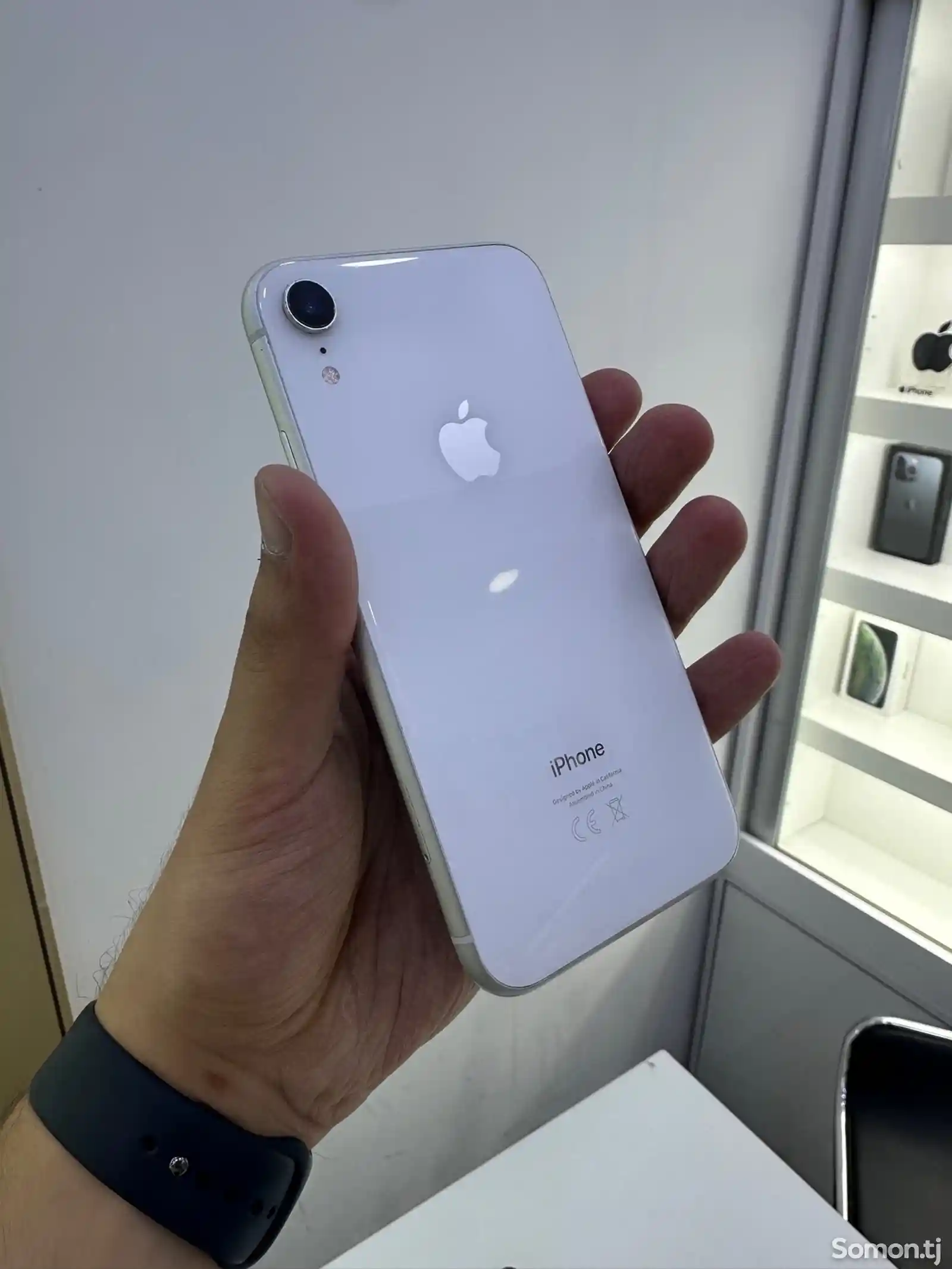 Apple iPhone Xr, 64 gb, White-1