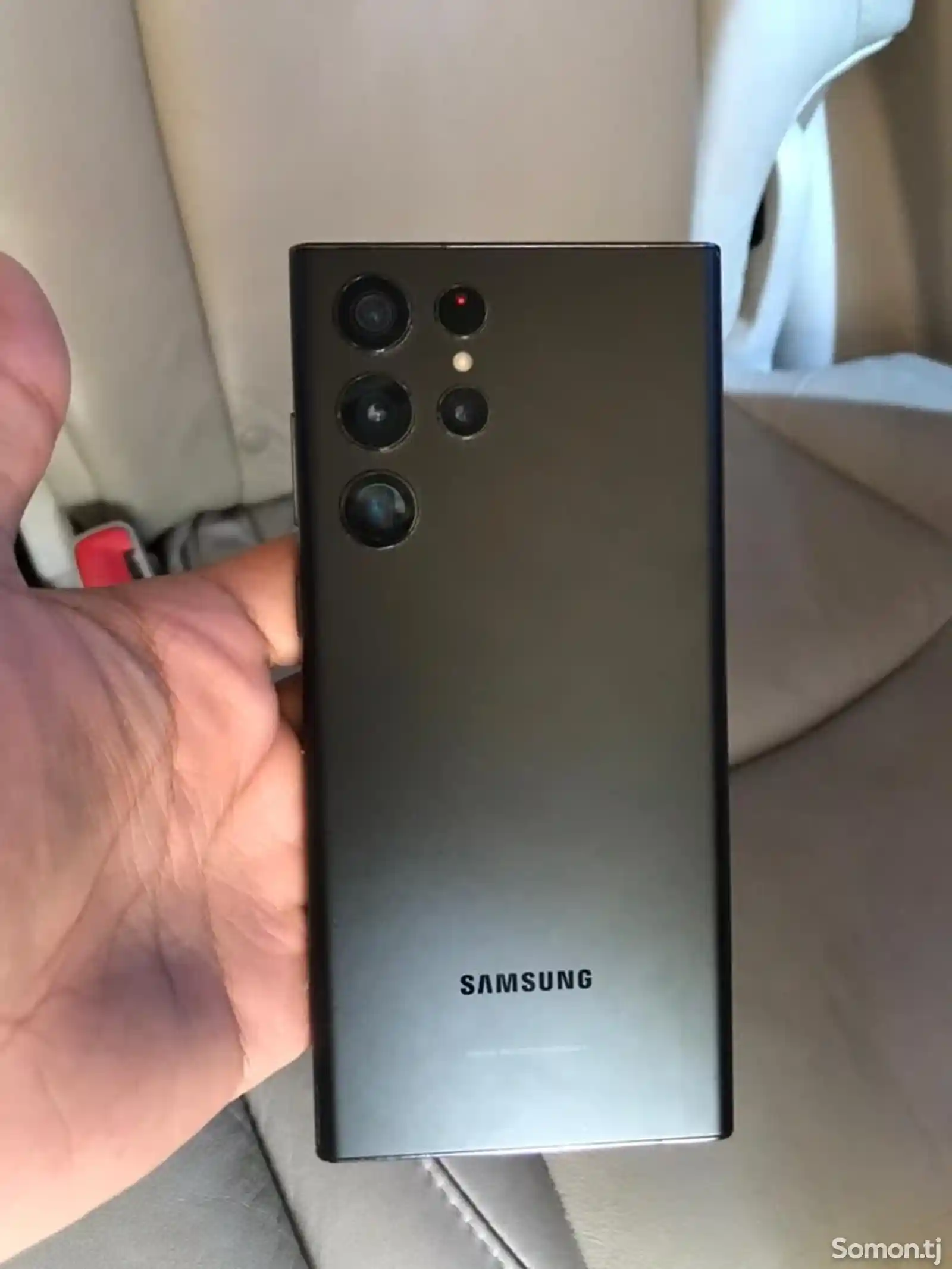 Samsung Galaxy S22 ultra-4