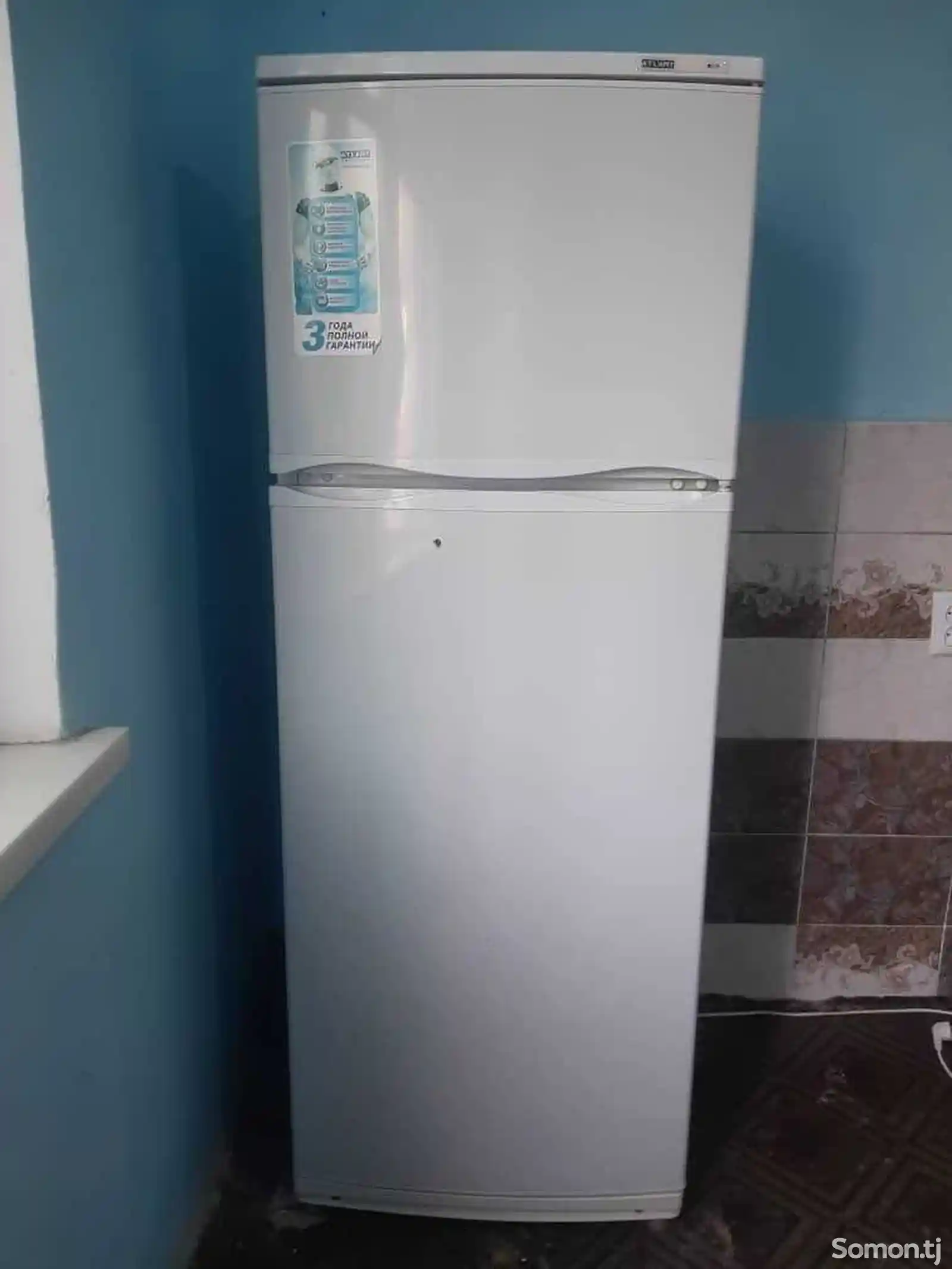 Холодильник Atlant-1