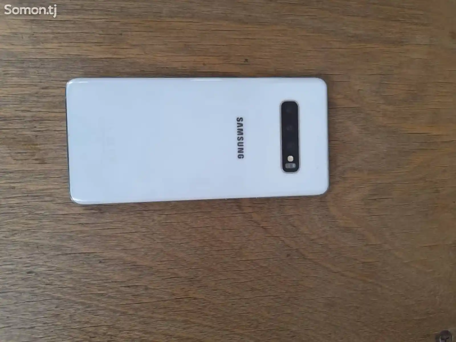 Samsung Galaxy S10+-1