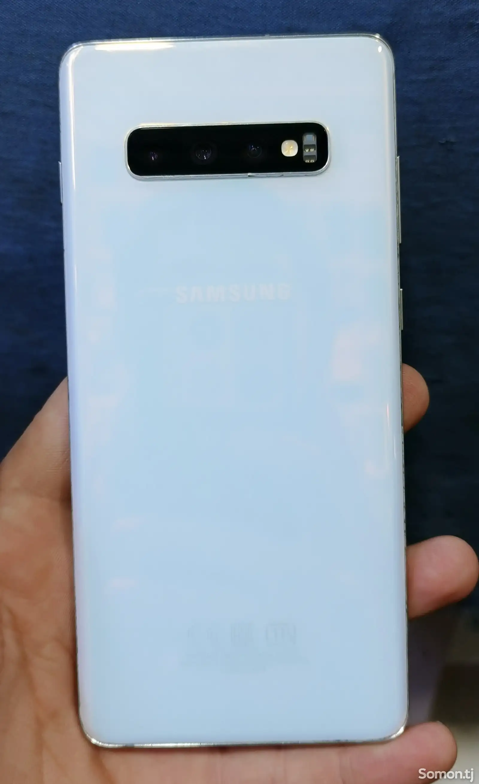 Samsung Galaxy S10+-1