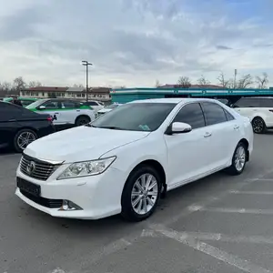 Toyota Camry, 2013