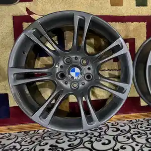 Диски BMW m5 r18