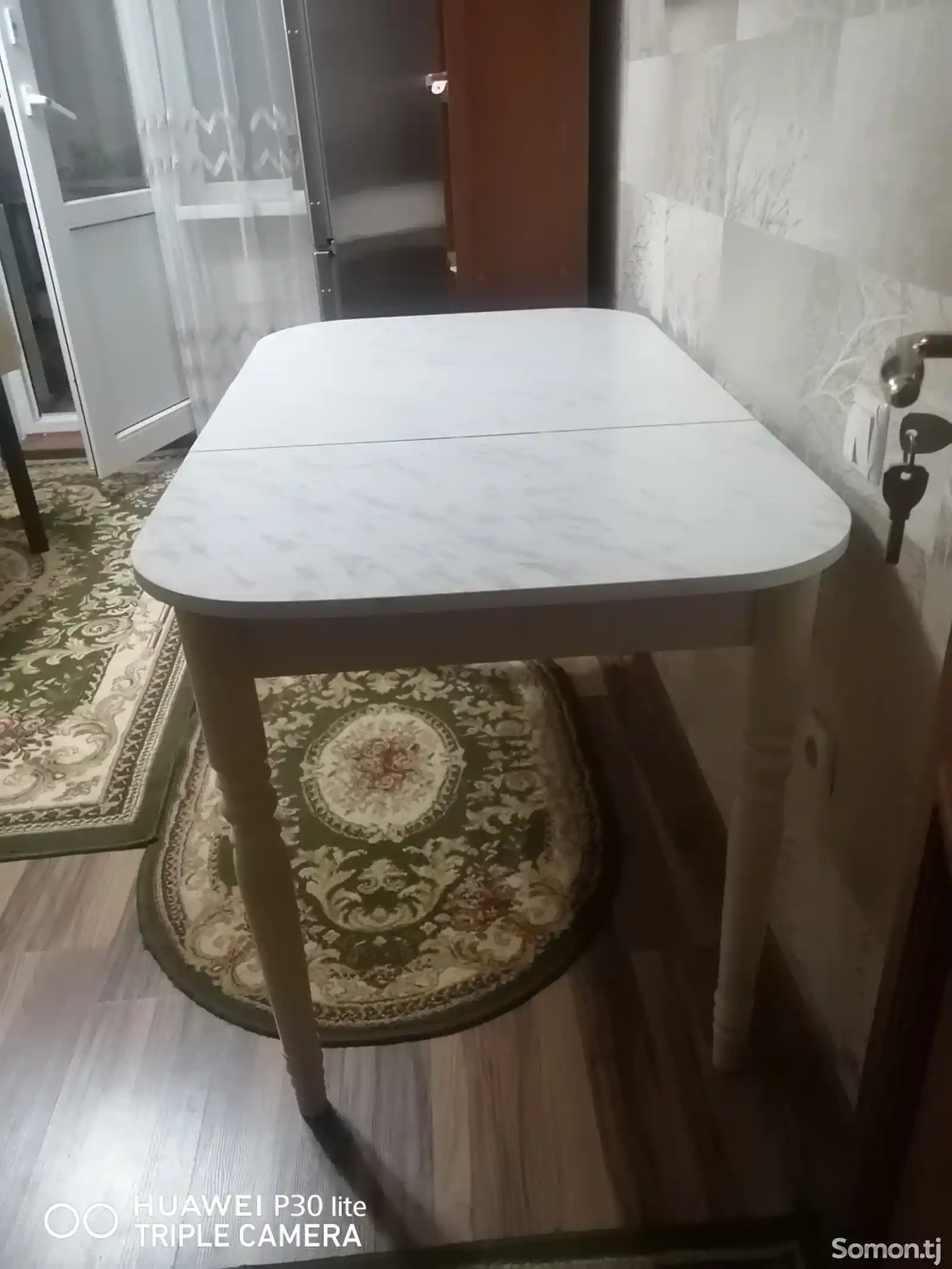 Кухонный стол-2