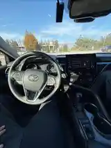 Toyota Camry, 2017-8