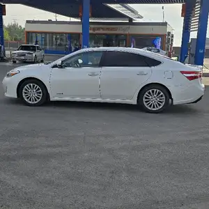 Toyota Camry, 2013