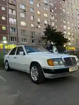 Mercedes-Benz W124, 1993-8