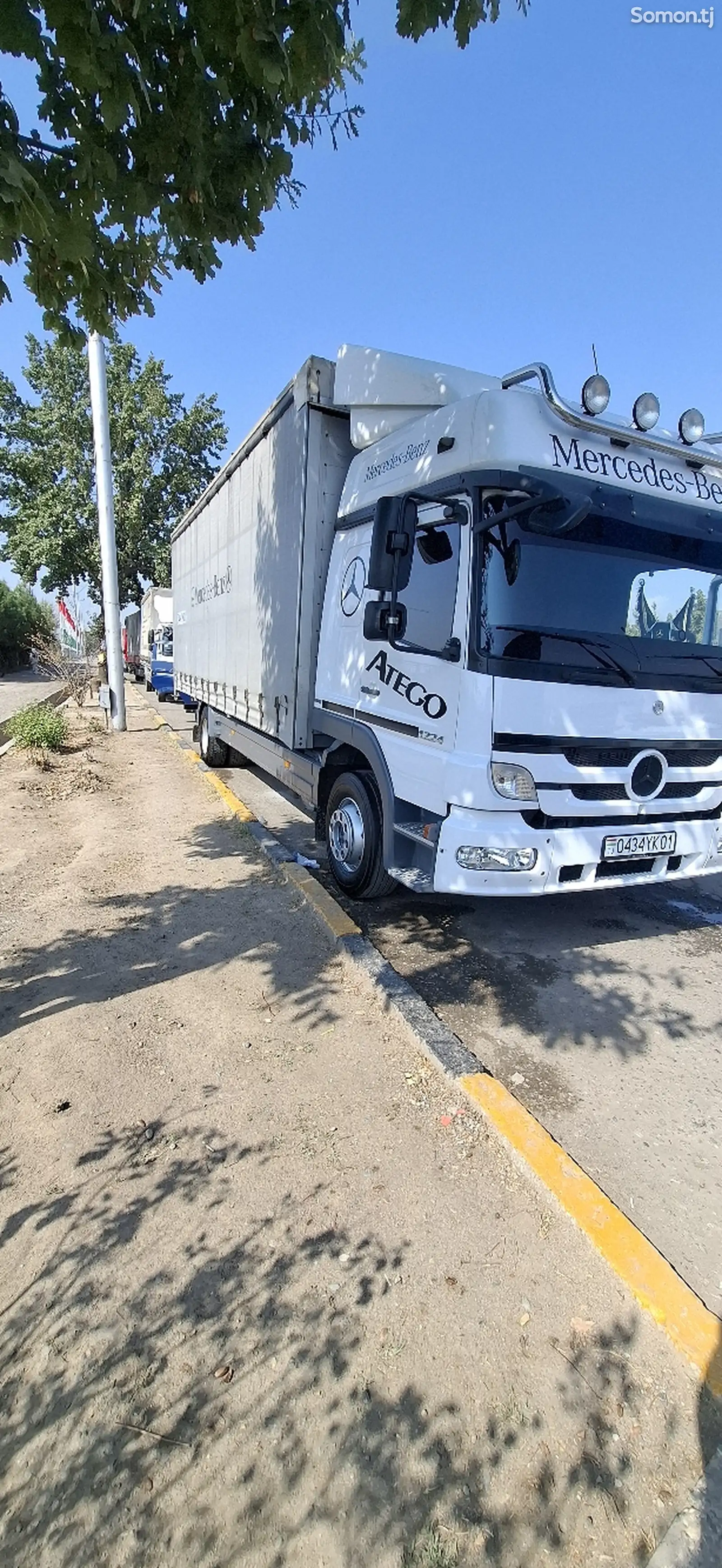 Бортовой грузовик Mercedes-Benz Atego, 2008-1