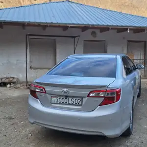 Toyota Camry, 2012