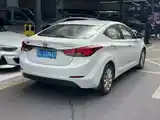 Hyundai Elantra, 2016-3