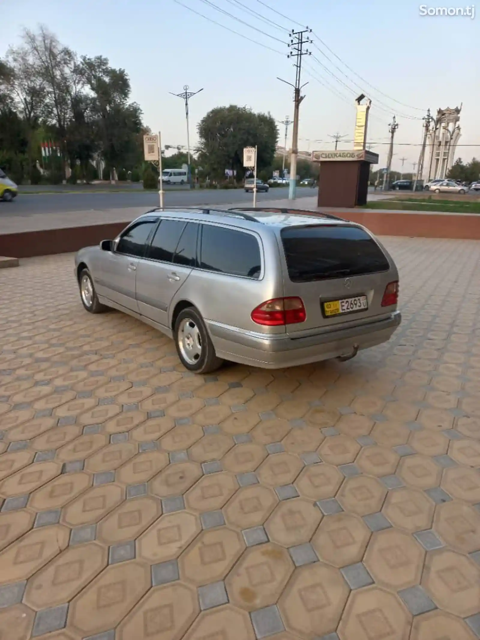 Mercedes-Benz E class, 2000-4