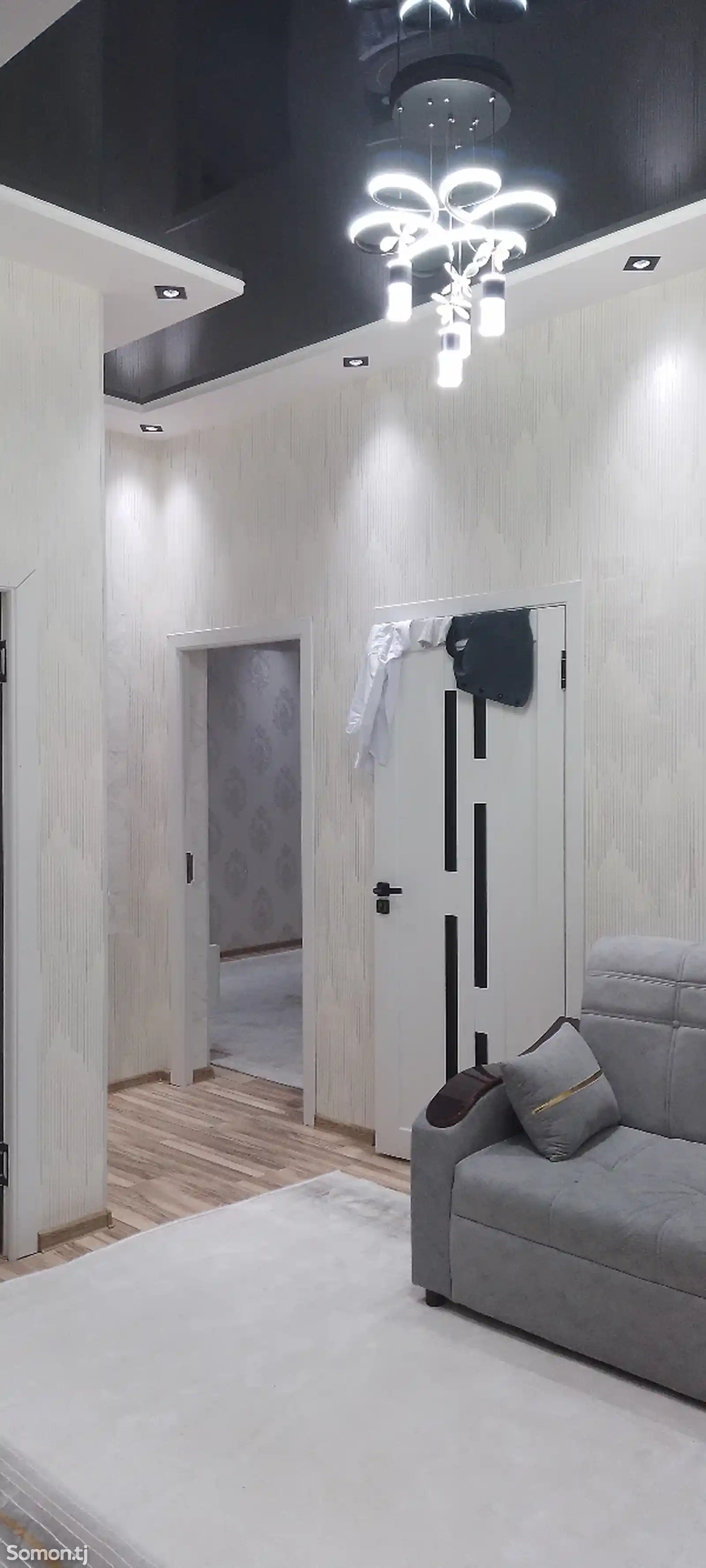 2-комн. квартира, 14 этаж, 67 м², Цирк-2