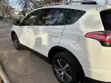 Toyota RAV 4, 2017-6