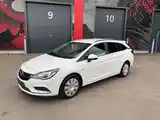 Opel Astra K, 2016-3