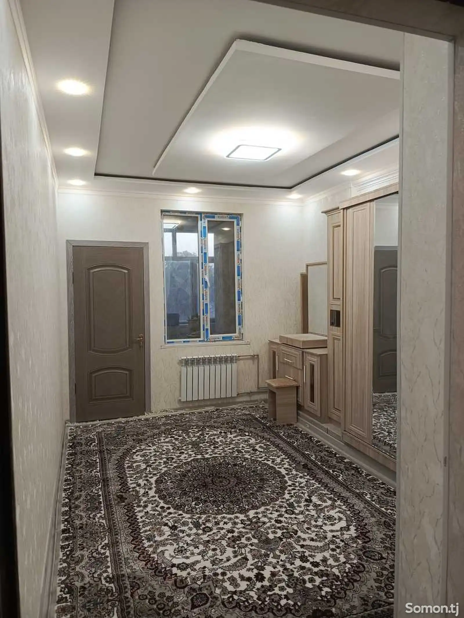 2-комн. квартира, 2 этаж, 60м², Исмоили Сомони, Хиёбони Рудаки-1