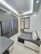 2-комн. квартира, 8 этаж, 57 м², 18 микрорайон-4