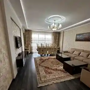 2-комн. квартира, 7 этаж, 100м², И. Сомони 