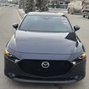 Mazda 3, 2021