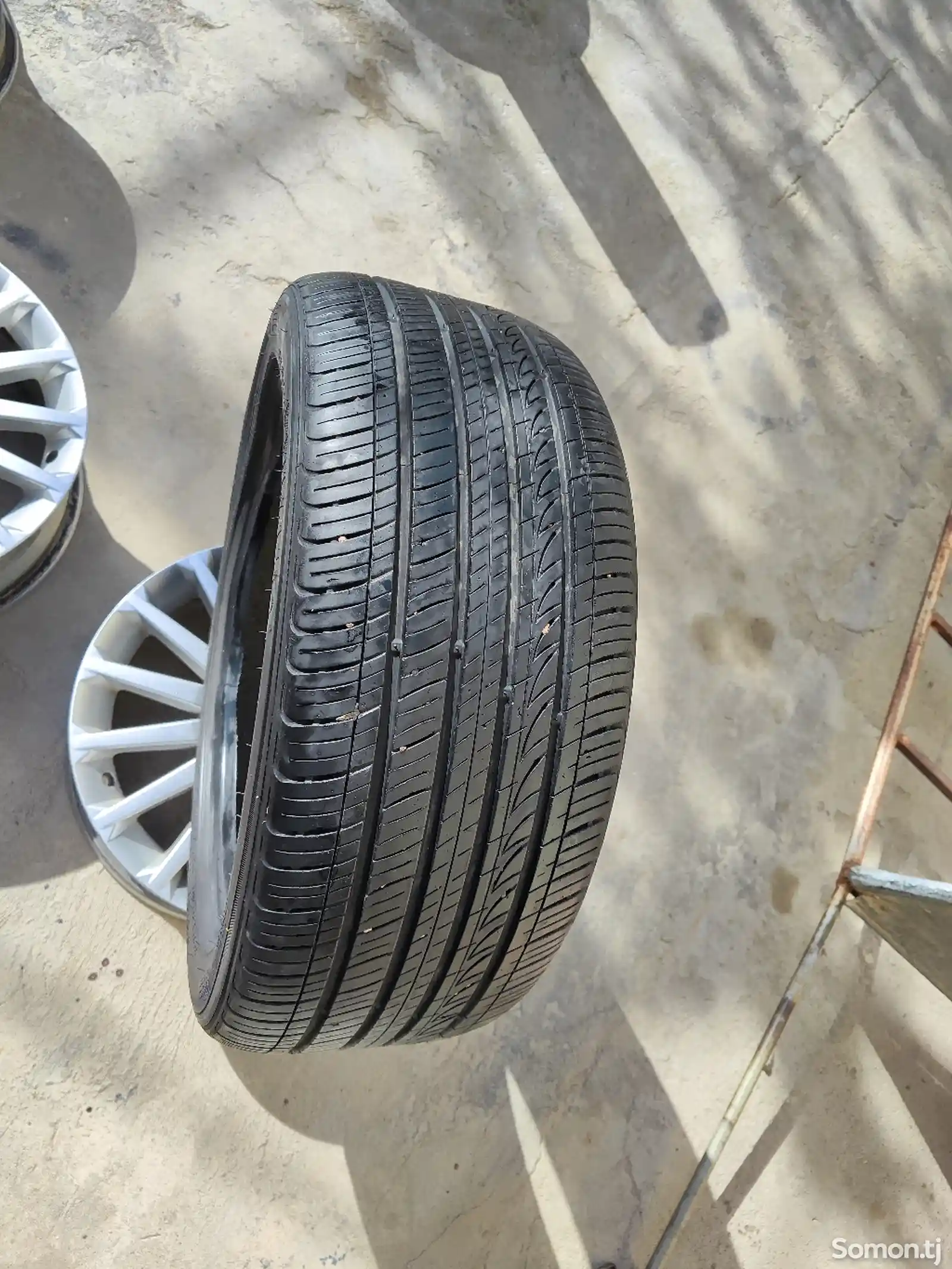 Покрышка R17 kumho 225-45-1