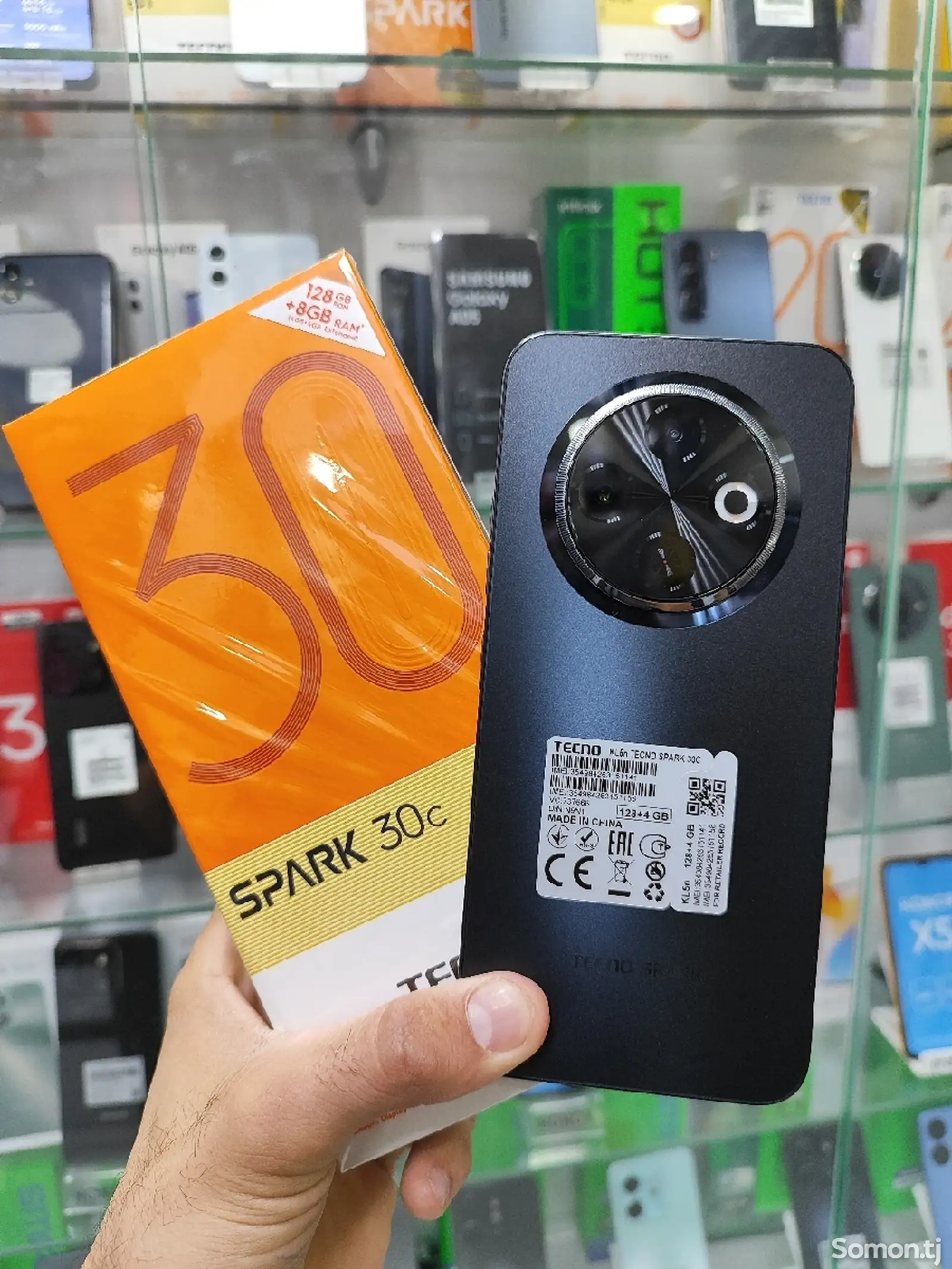 Tecno Spark 30C 8/128Gb black-1