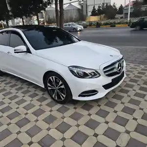 Mercedes-Benz E class, 2016