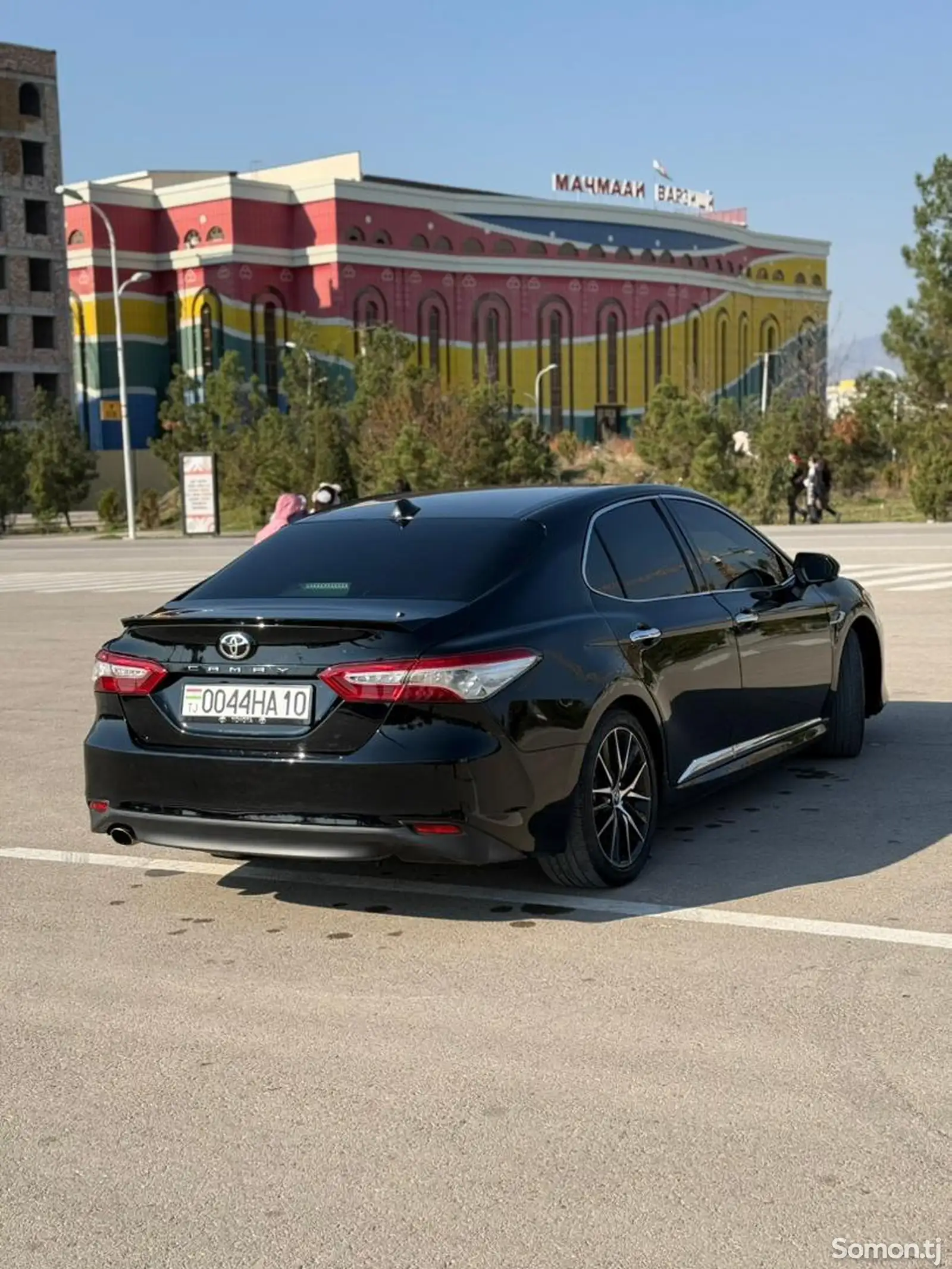 Toyota Camry, 2018-1