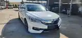 Honda Accord, 2018-7