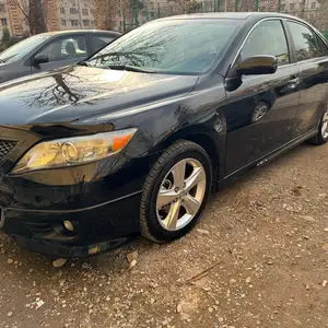 Toyota Camry, 2010