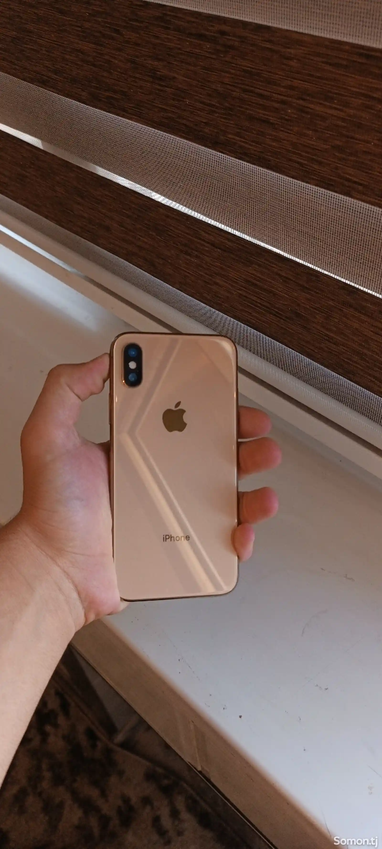 Apple iPhone Xs, 64 gb, Gold-1