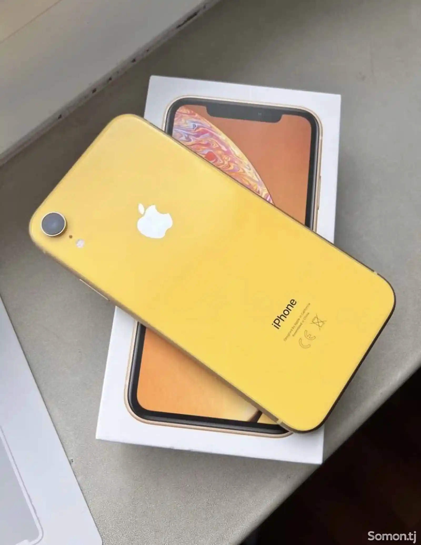 Apple iPhone Xr, 64 gb, Yellow-10