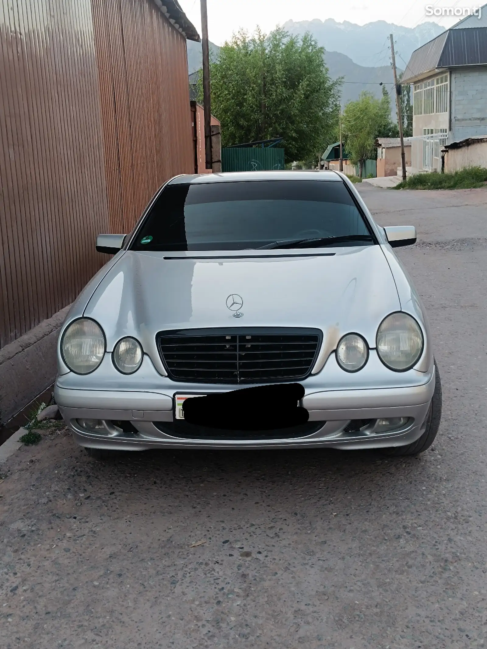 Передний бампер Mercedes W210-1