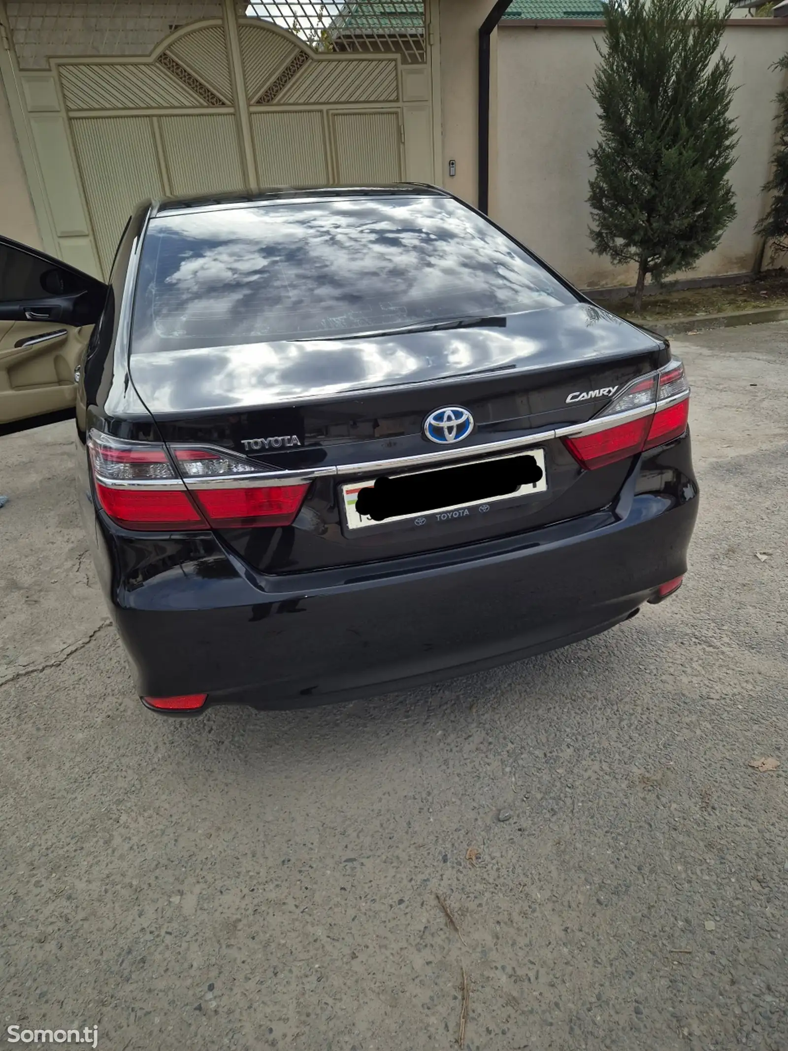 Toyota Camry, 2016-1