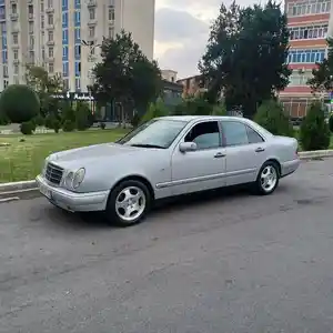 Mercedes-Benz E class, 1996