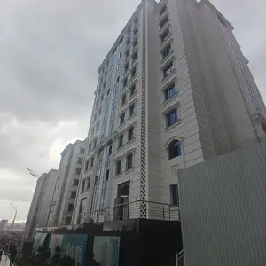 Помещение под свободное назначение, 700м², Сомони