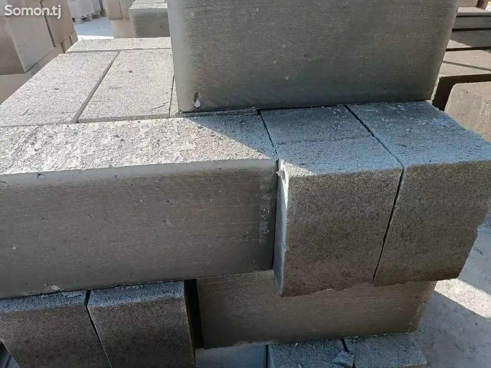 Блок строительный-4