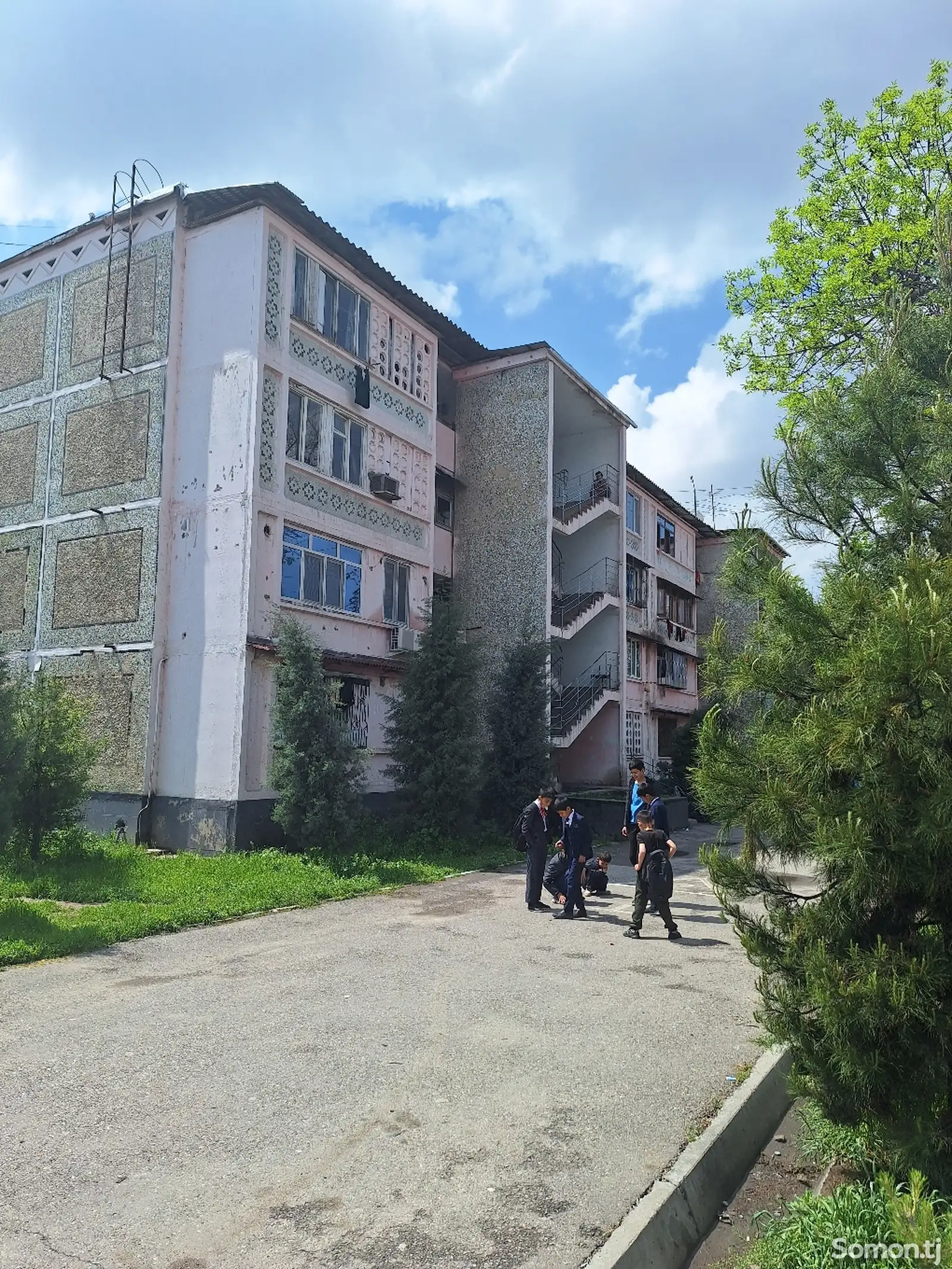 1-комн. квартира, 3 этаж, 25 м², 61мкр Фирдавси-1