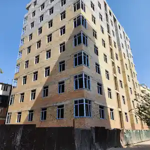 2-комн. квартира, 1 этаж, 50 м², 4 мкр