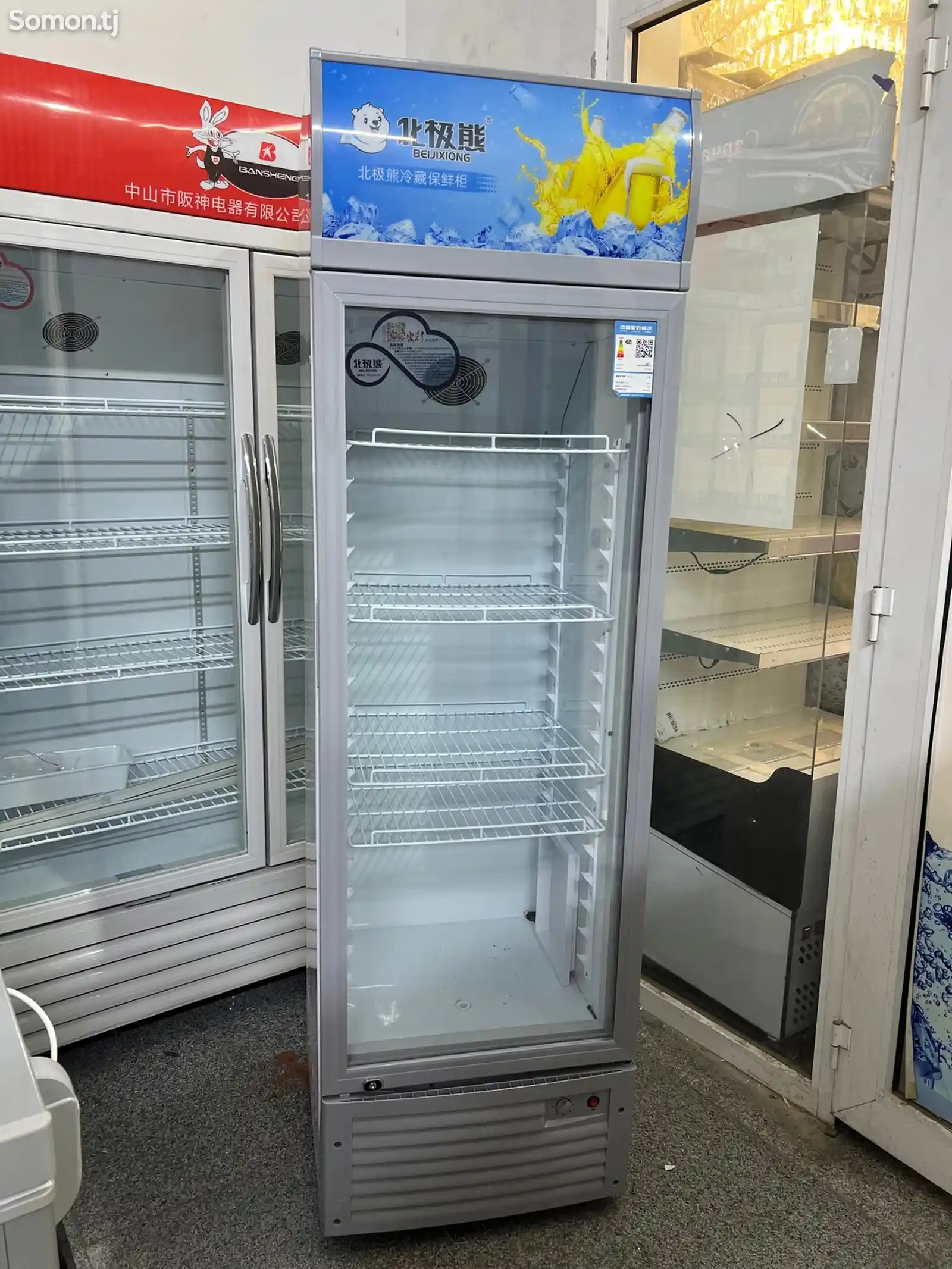 Холодильная витрина-2