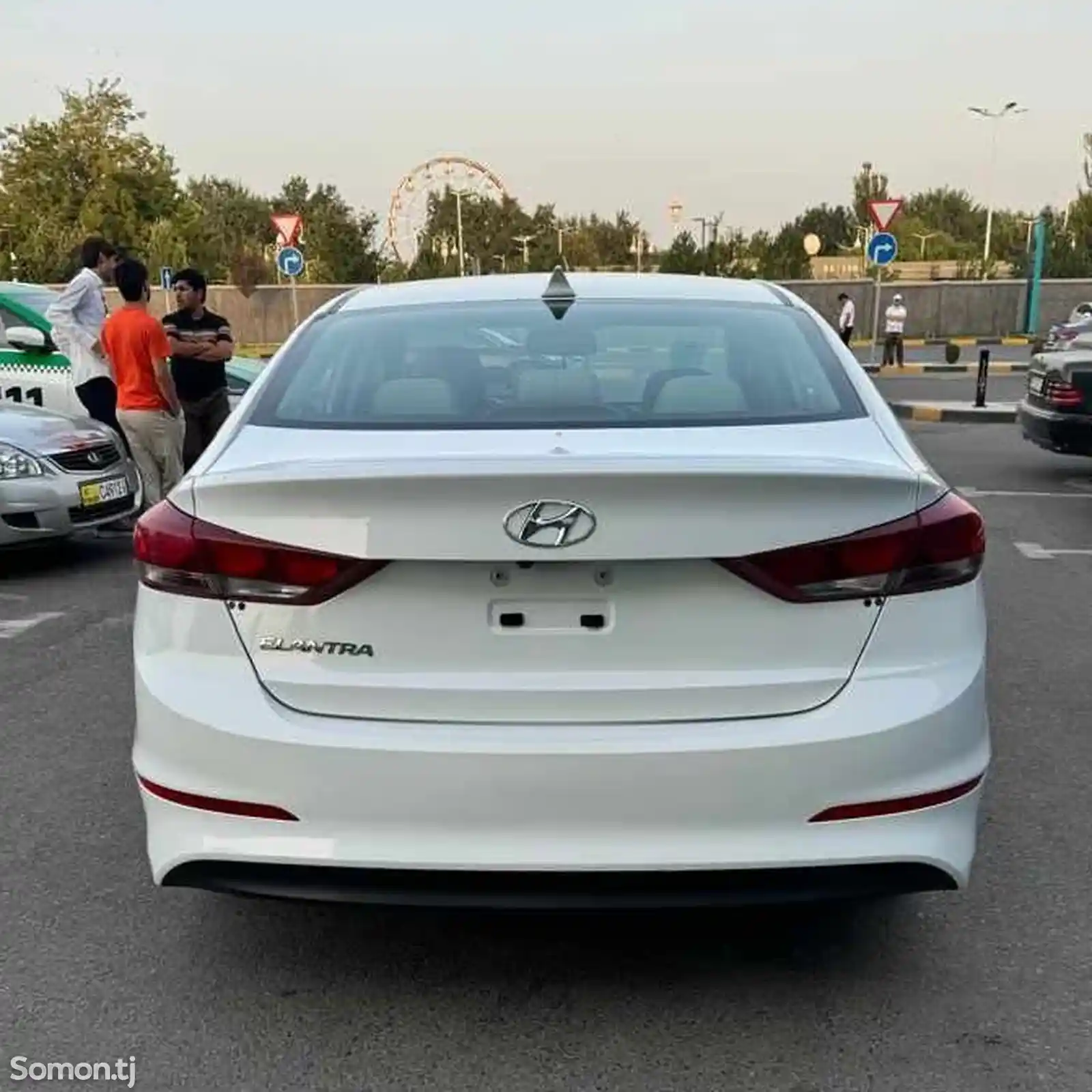 Hyundai Elantra, 2018-4