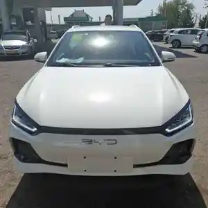 BYD E2, 2024