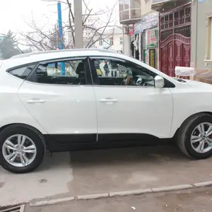 Hyundai Tucson, 2011